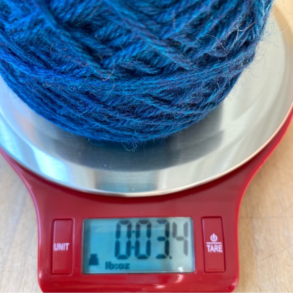 Peruvian Wool Yarn, by Cascade Yarns - Picture 6 of 13